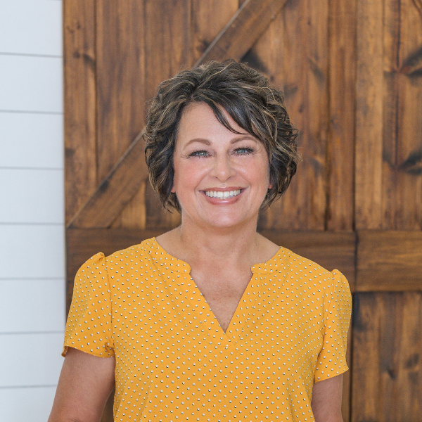 Debbie Castagno